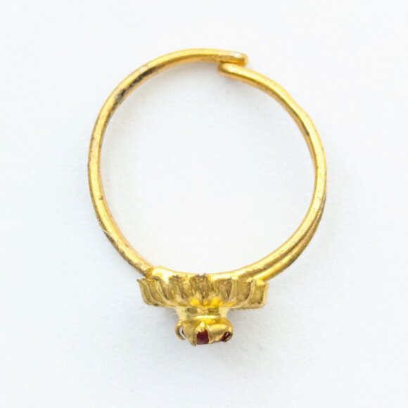 Dainty Shell Pinky Ring Red Rhinestone July Birthstone Glam Jewelry Size 5.5 - Picture 4 of 5